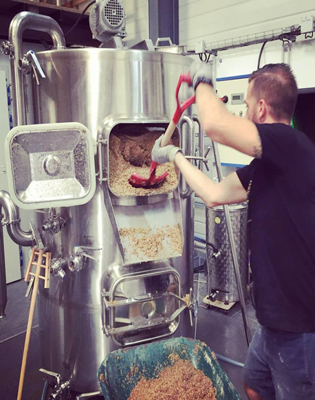 20HL Micro Brasserie en Suisse