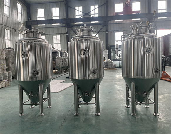 300L Fermentation tanks 300L Fermentation tanks